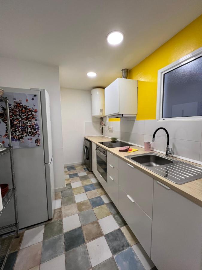 Alojamiento Con Encanto En Planta Superior Ideal Para Trabajo Y Escapadas Familiares En Montserrat Esparreguera Eksteriør bilde